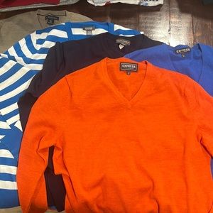5 men’s v-neck sweaters